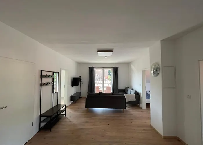 3 Schlafzimmer L Suedbalkon L Waldrand L Saniert